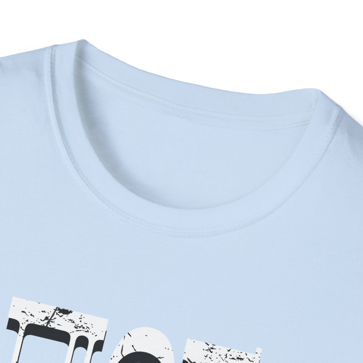 'Любовь' (Love) Design - Unisex Softstyle T-Shirt