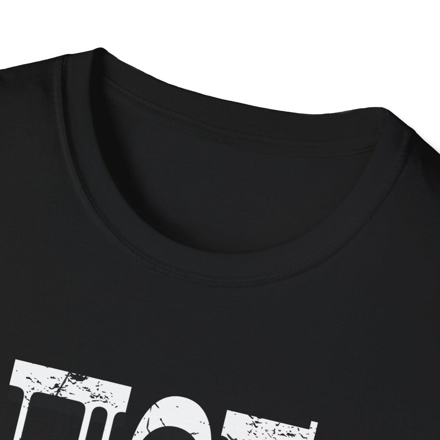 'Любовь' (Love) Design - Unisex Softstyle T-Shirt